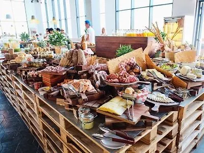 Hotel Rove Trade Centre Dubaj